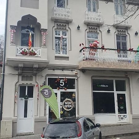Downtown Park Loft Lägenhet Sinaia Exteriör bild
