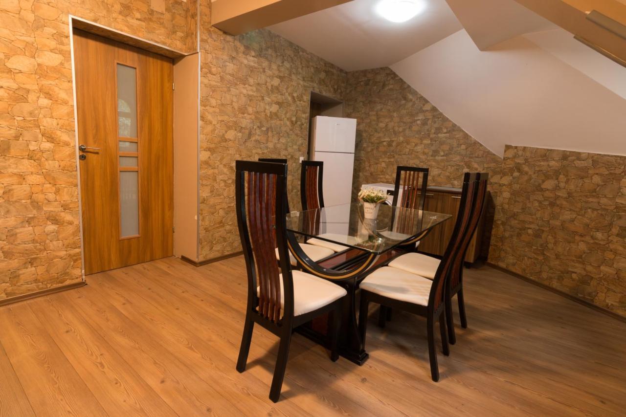 Downtown Park Loft Lägenhet Sinaia Exteriör bild